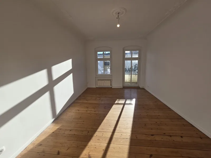 BITTE KEINE ANRUFE! ERSTBEZUG! TRAUMHAFTE ALTBAUWOHNUNG mit BALKON im HERZEN von CHARLOTTENBURG — photo 1